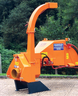 Tocător de crengi Jensen A530 cu antrenare cardanică (PTO)